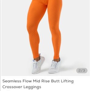 Halara leggings in orange